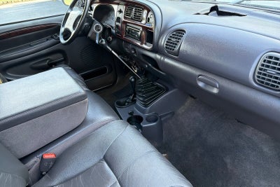 2000 Dodge Ram 2500 Base