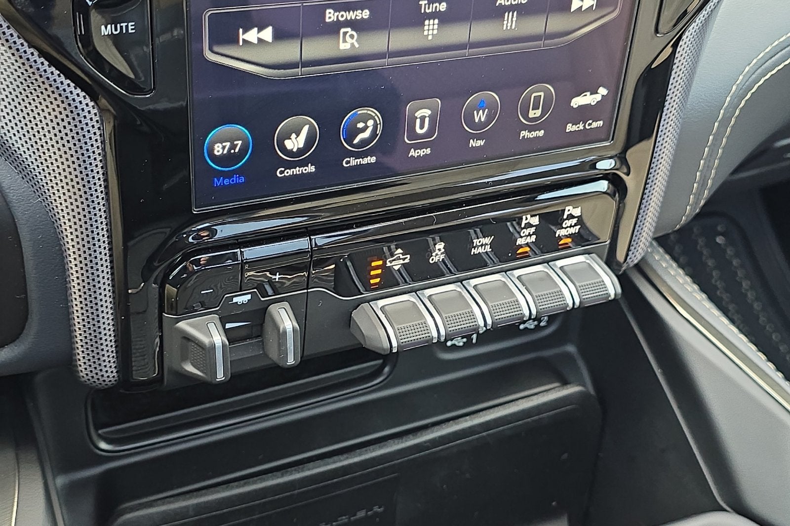 2020 RAM 1500 Limited