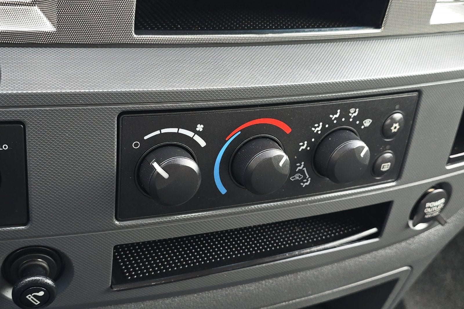 2006 Dodge Ram 2500 SLT