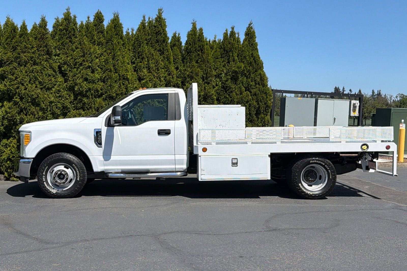 2017 Ford Super Duty F-350 DRW XL