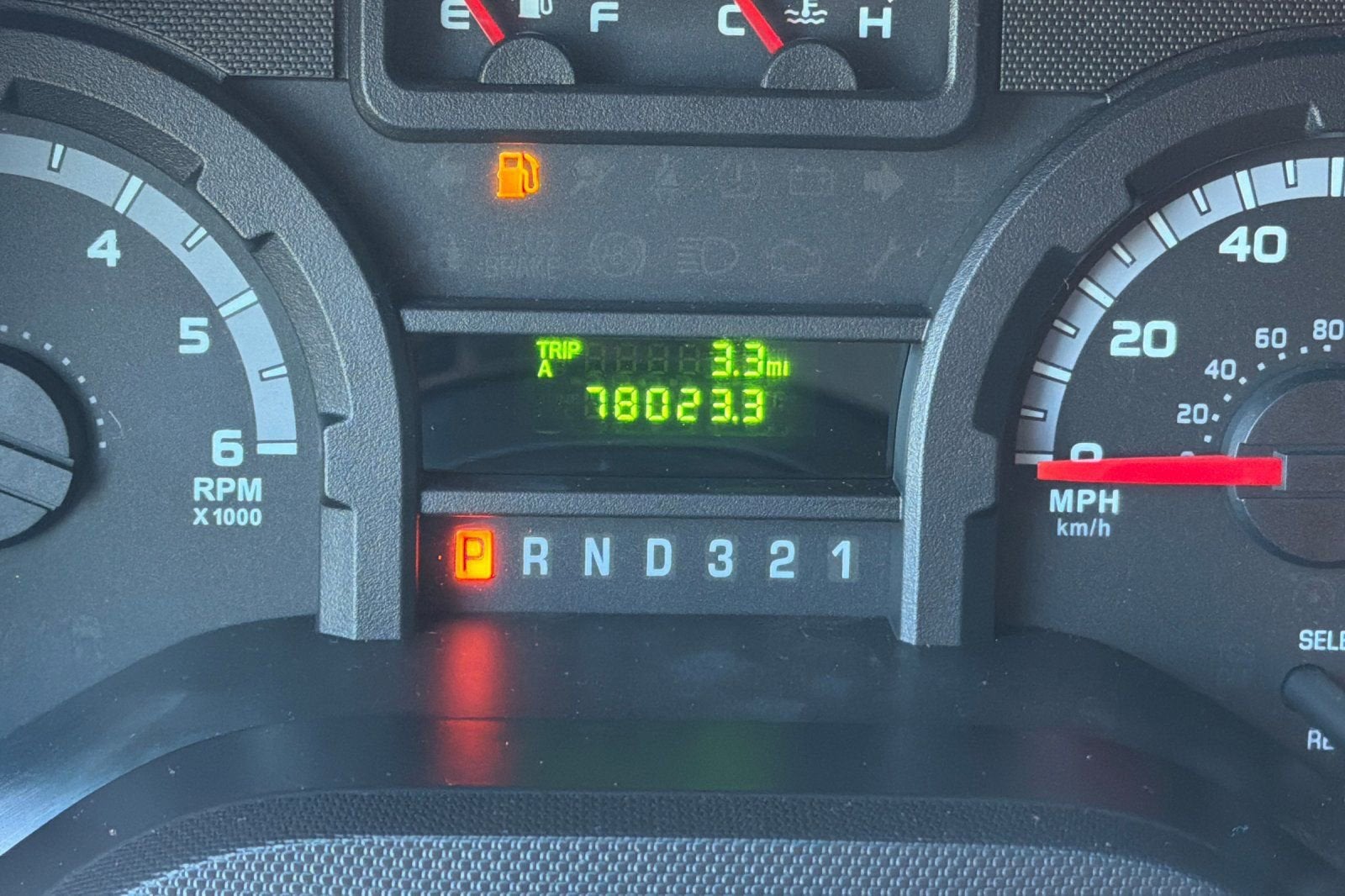 2011 Ford Econoline Commercial Cuta E-350 SUPER DUTY