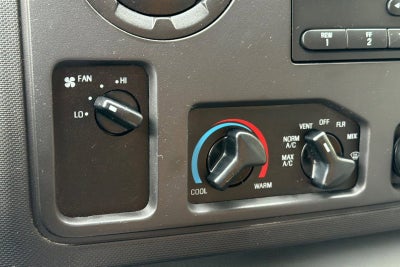 2019 Ford E-Series Cutaway E-450 DRW WB