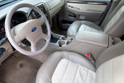 2005 Ford Explorer Eddie Bauer