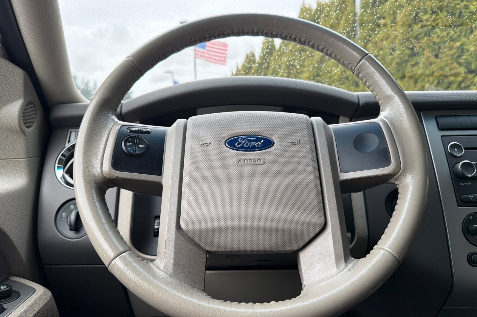 2011 Ford Expedition EL XL