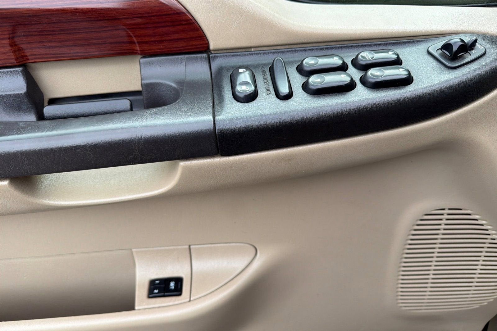 2005 Ford Excursion Limited