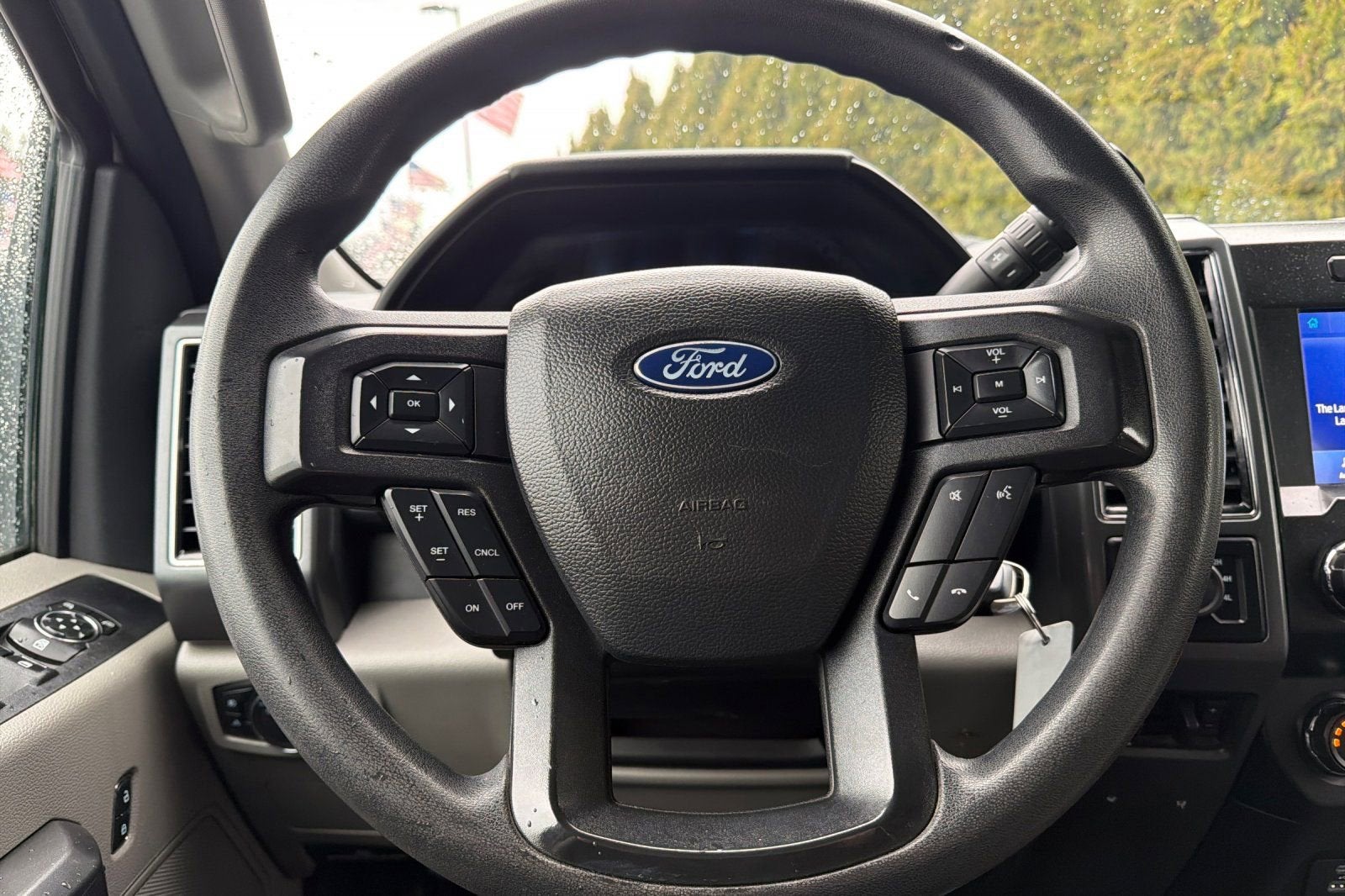 2022 Ford Super Duty F-350 SRW XL