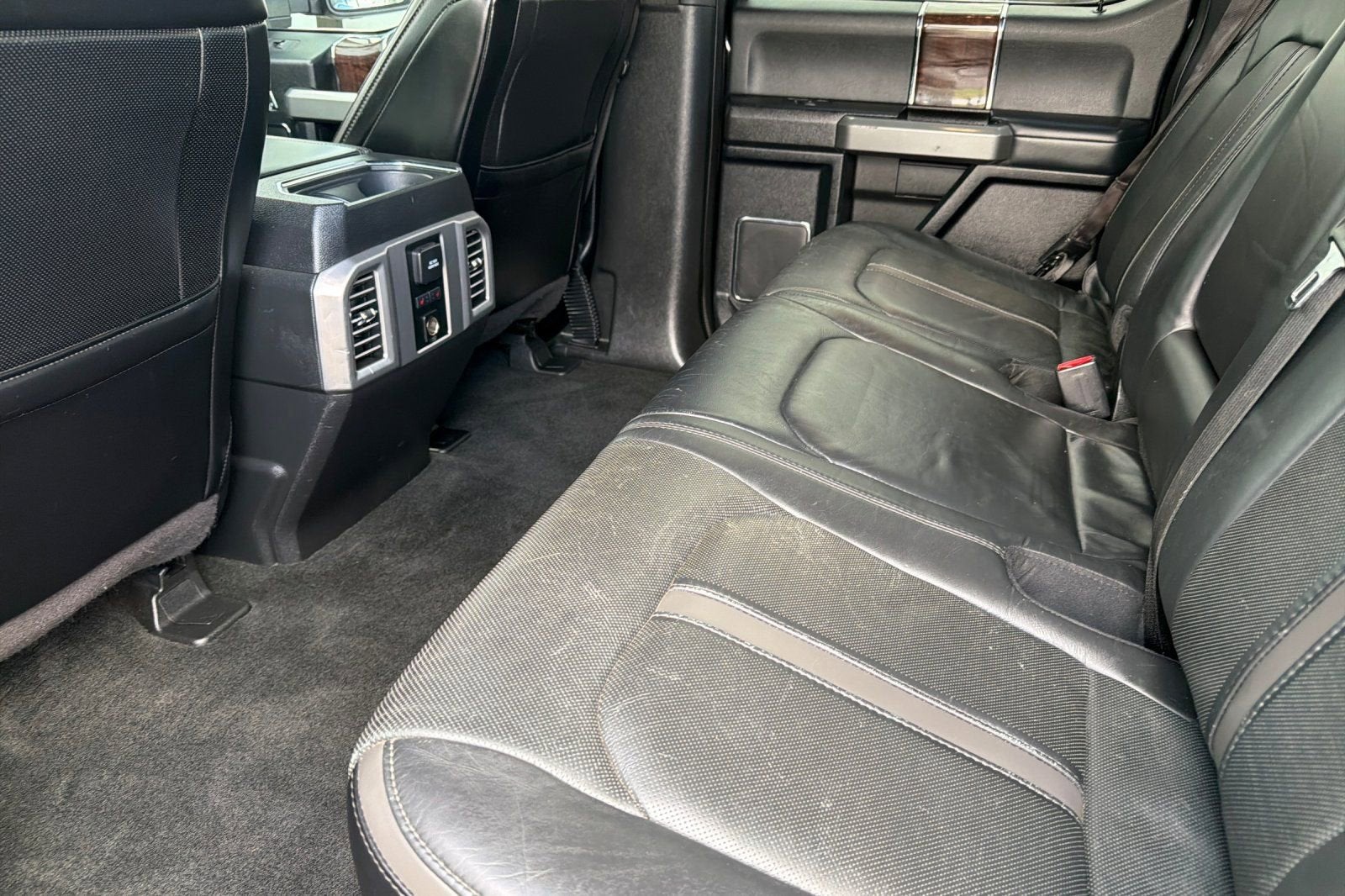 2017 Ford Super Duty F-350 SRW Platinum