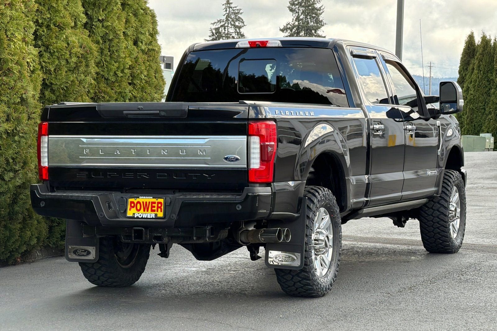 2017 Ford Super Duty F-350 SRW Platinum
