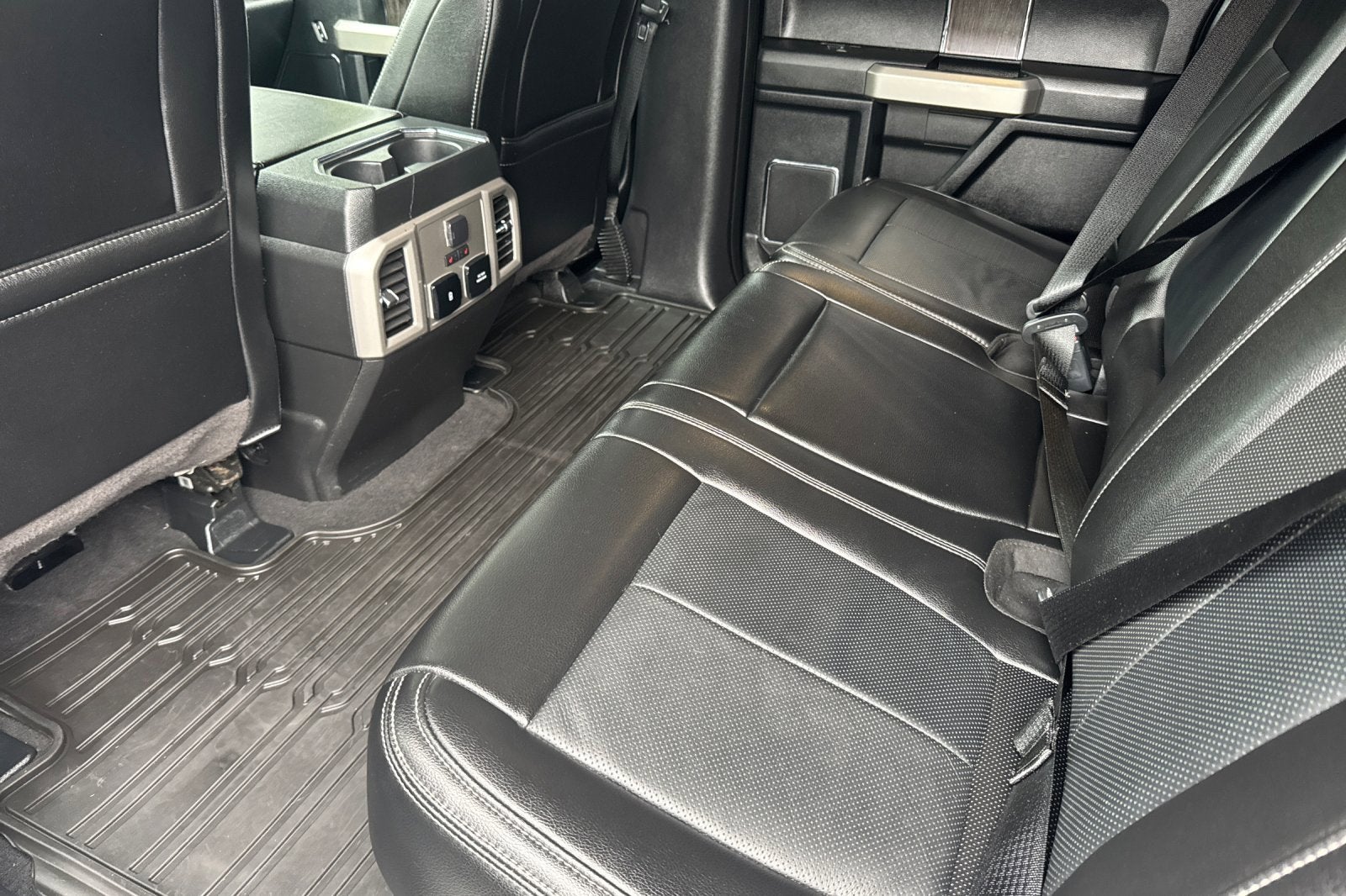 2020 Ford Super Duty F-350 SRW Lariat