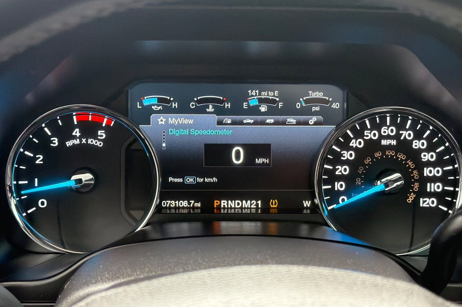 2017 Ford Super Duty F-350 SRW Platinum