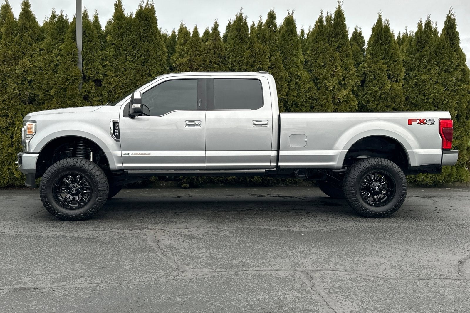 2020 Ford Super Duty F-350 SRW Platinum