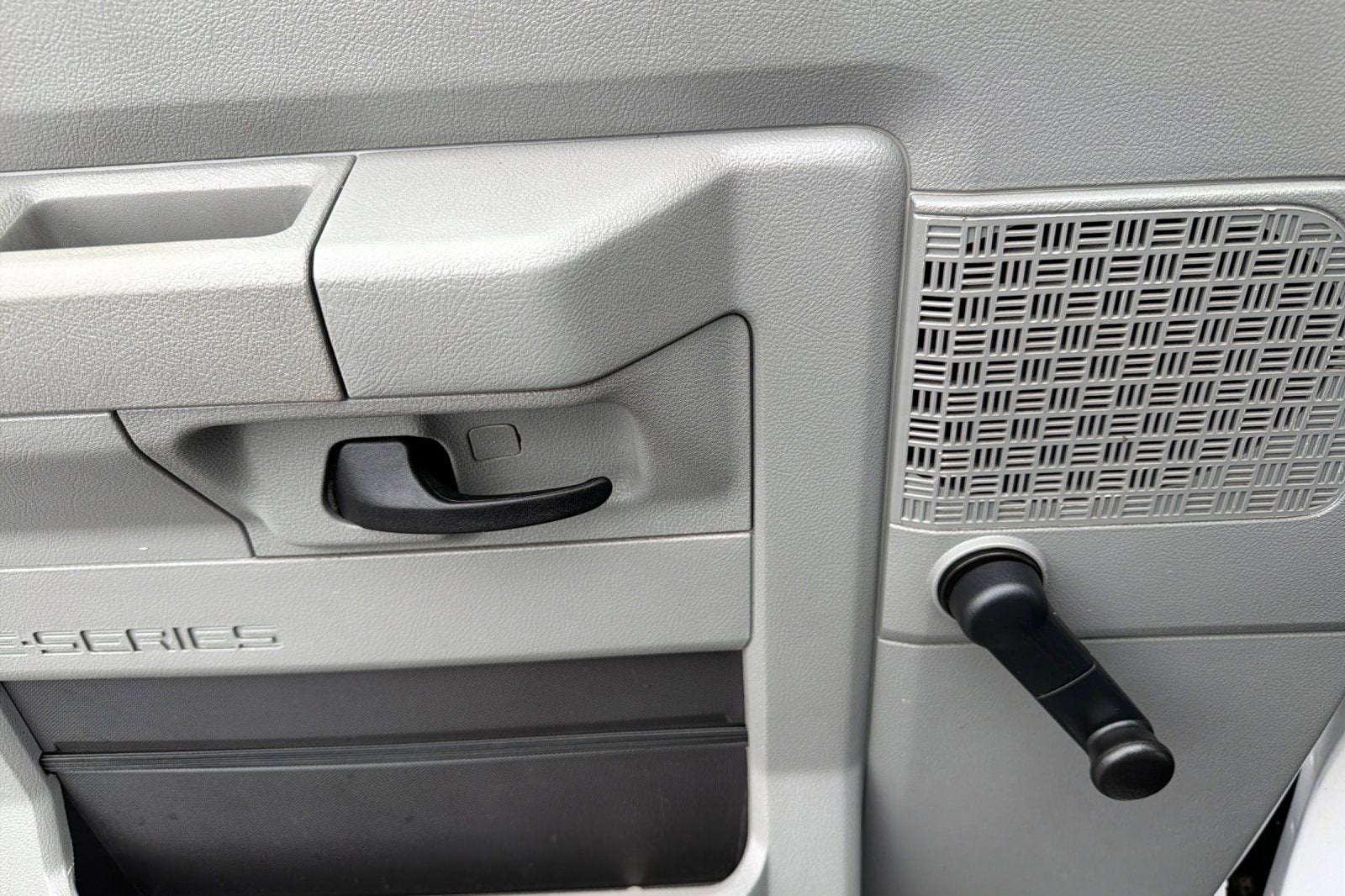 2014 Ford Econoline Cargo Van Commercial