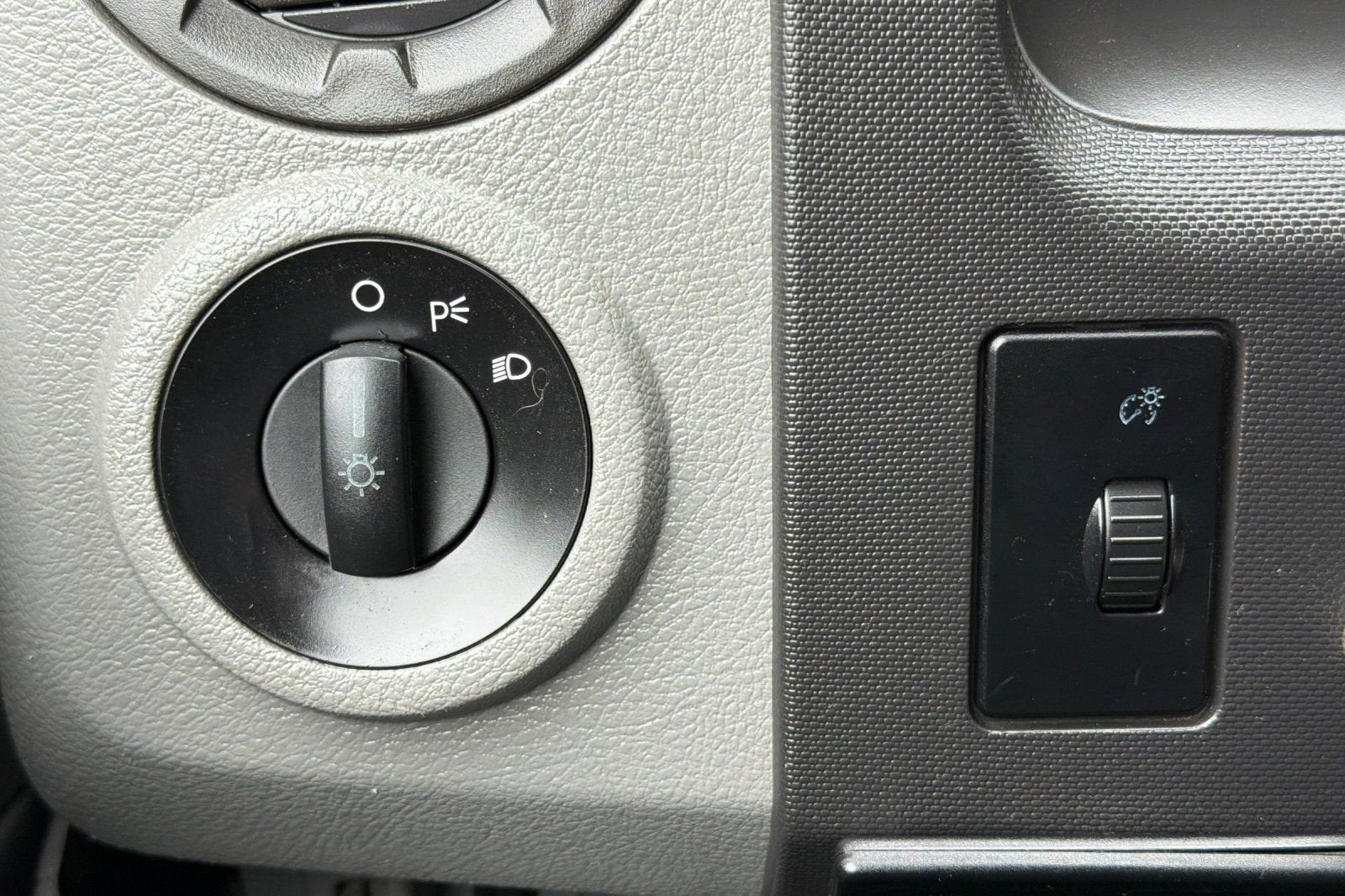 2014 Ford Econoline Cargo Van Commercial