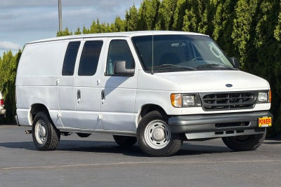 2004 Ford Econoline Cargo Van VAN E-150