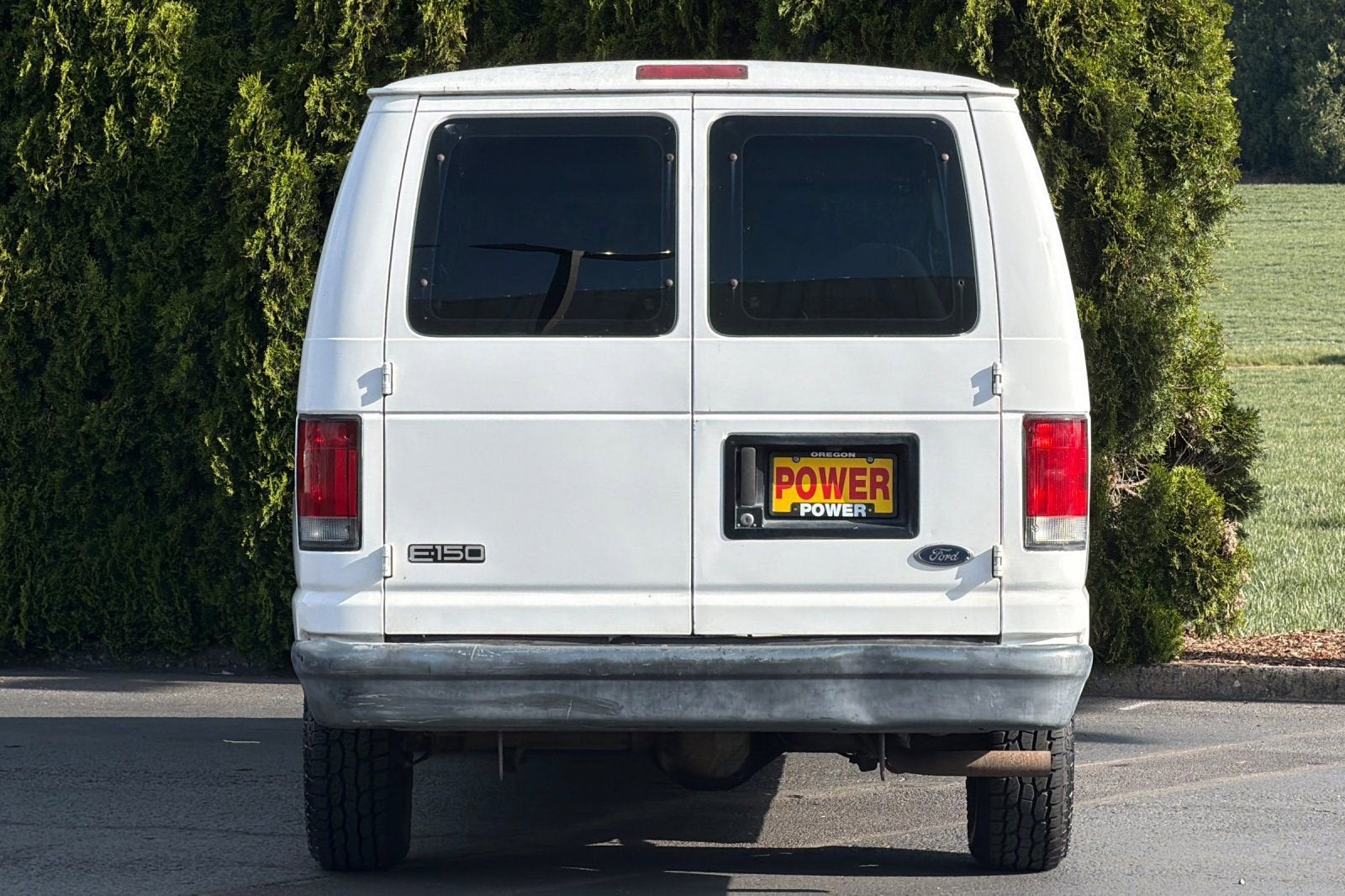 2004 Ford Econoline Cargo Van VAN E-150