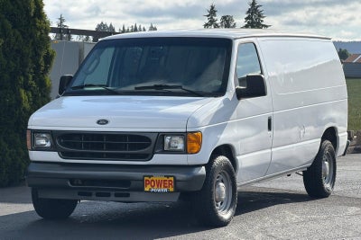 2004 Ford Econoline Cargo Van VAN E-150