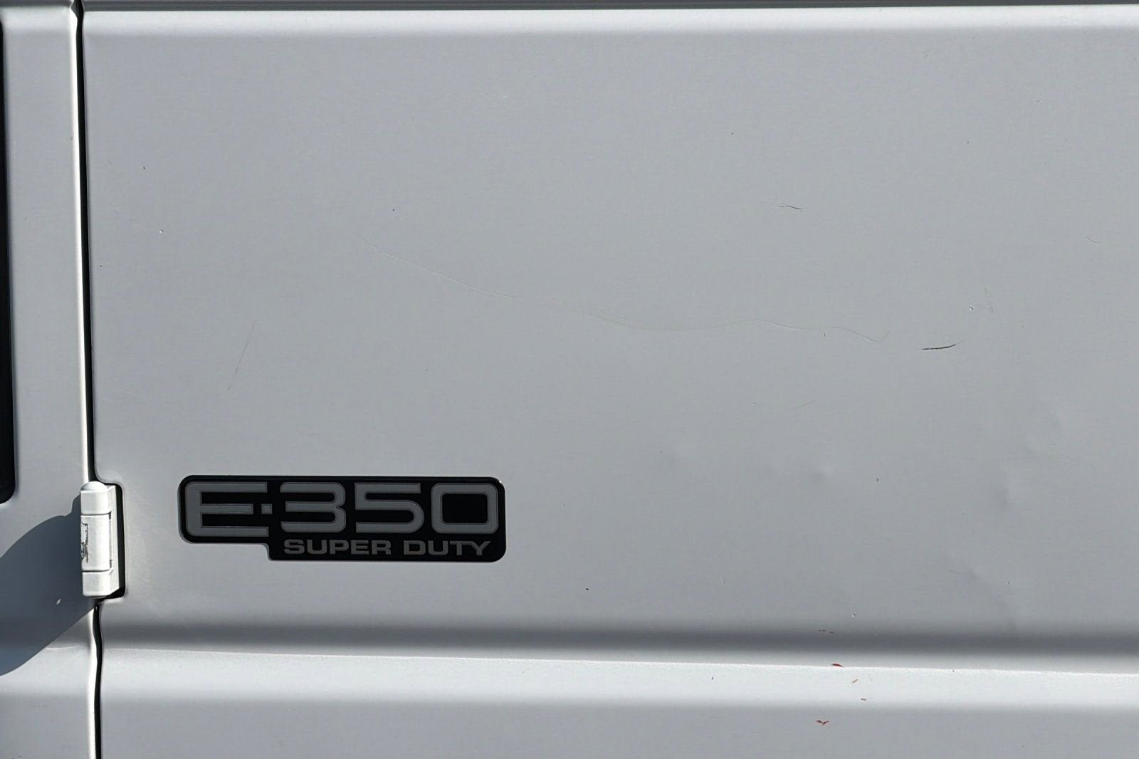 2002 Ford Econoline Cargo Van VAN E-350 S-DUTY