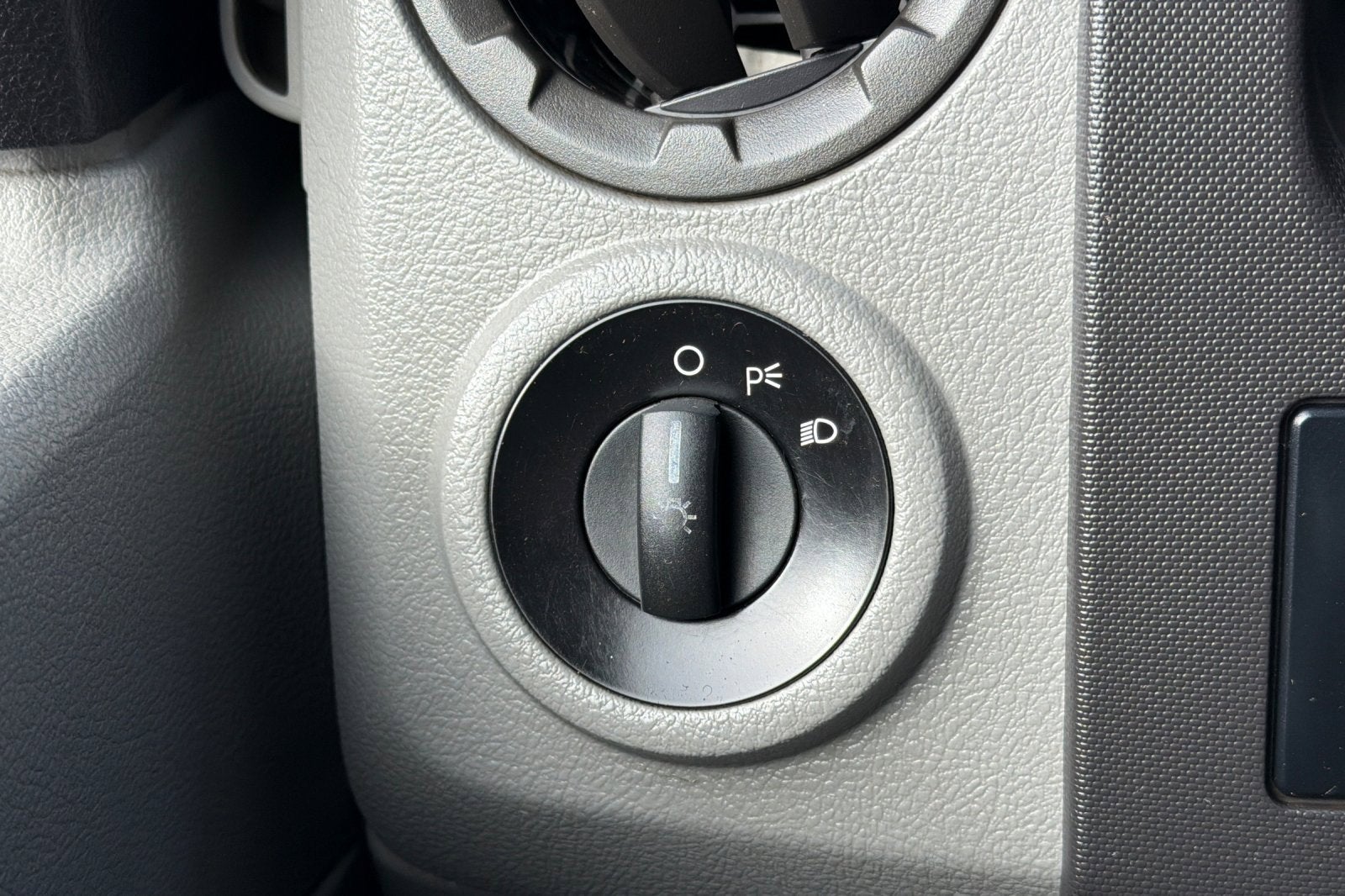 2013 Ford Econoline Cargo Van Commercial