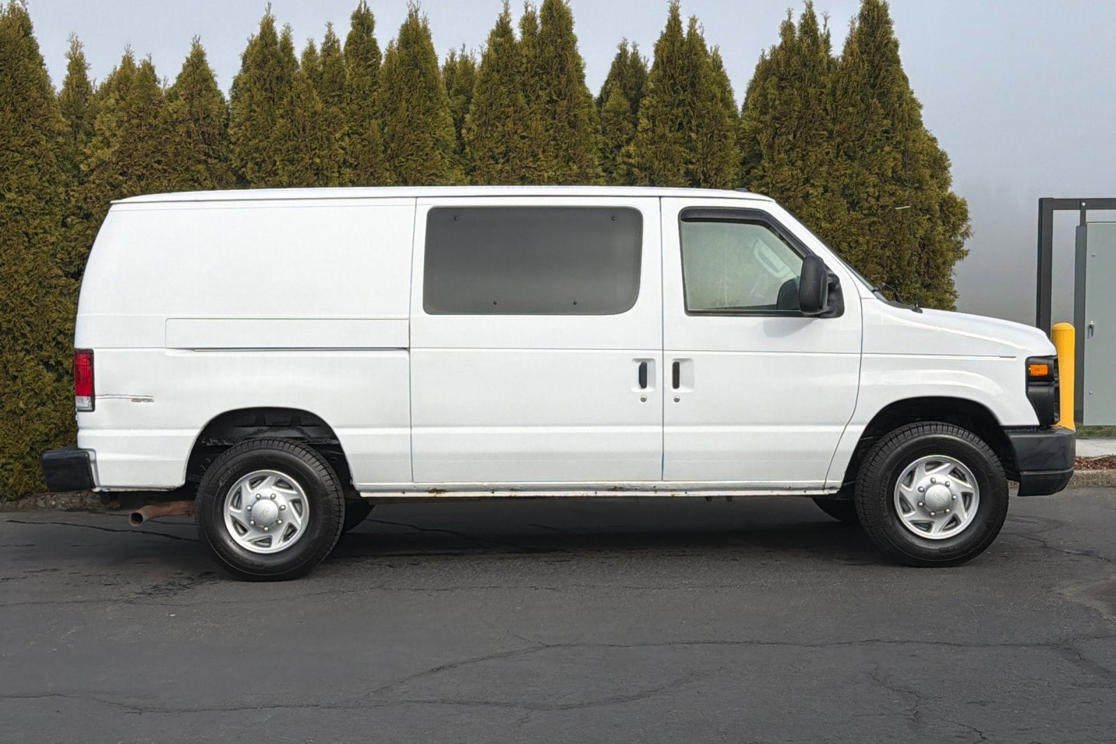 2013 Ford Econoline Cargo Van Commercial