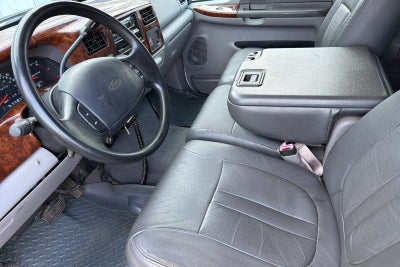 2000 Ford Super Duty F-350 SRW XL