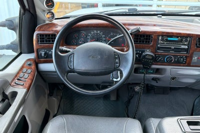 2000 Ford Super Duty F-350 SRW XL