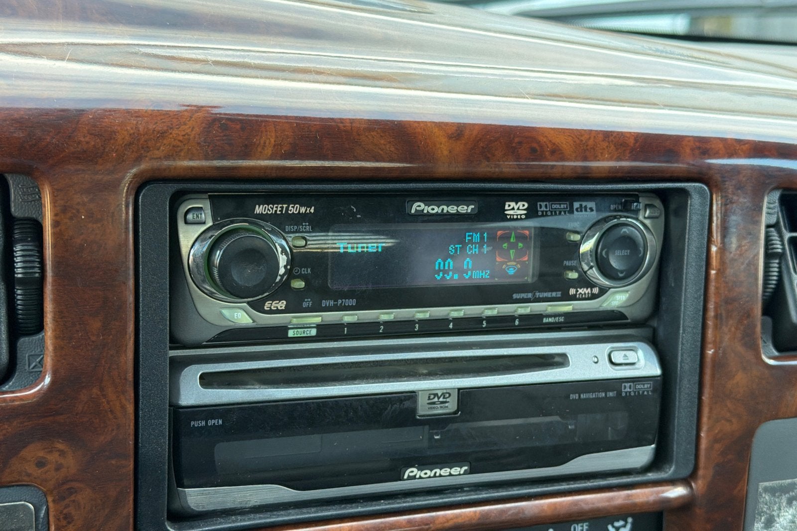 2000 Ford Super Duty F-350 SRW XL