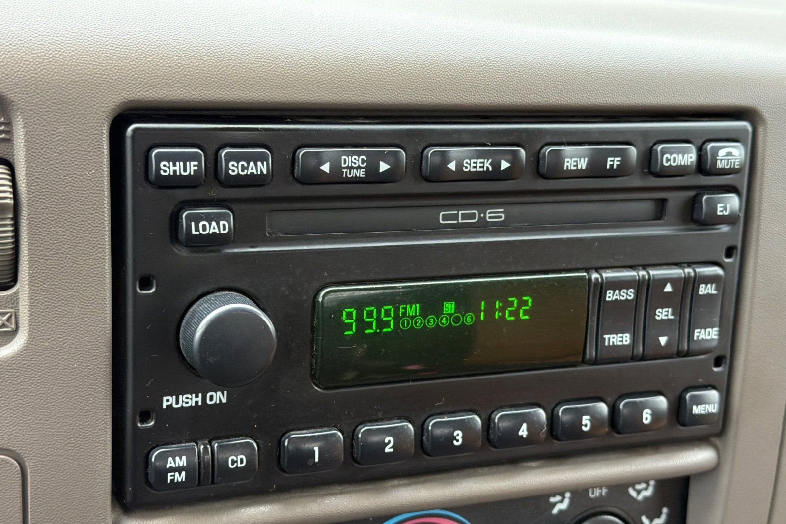 2002 Ford Super Duty F-350 SRW XL