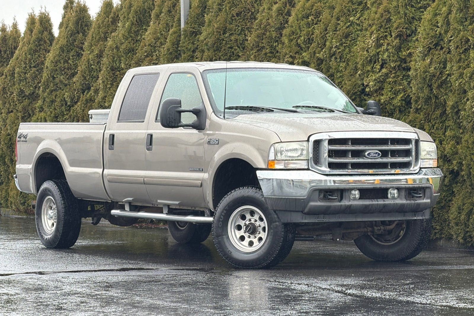 2002 Ford Super Duty F-350 SRW XL