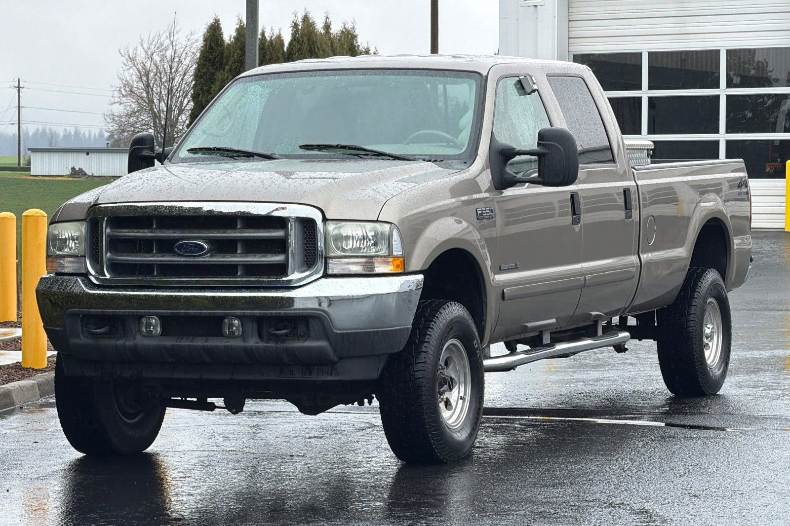 2002 Ford Super Duty F-350 SRW XL