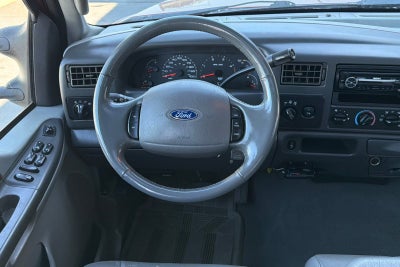 2003 Ford Super Duty F-350 SRW XL