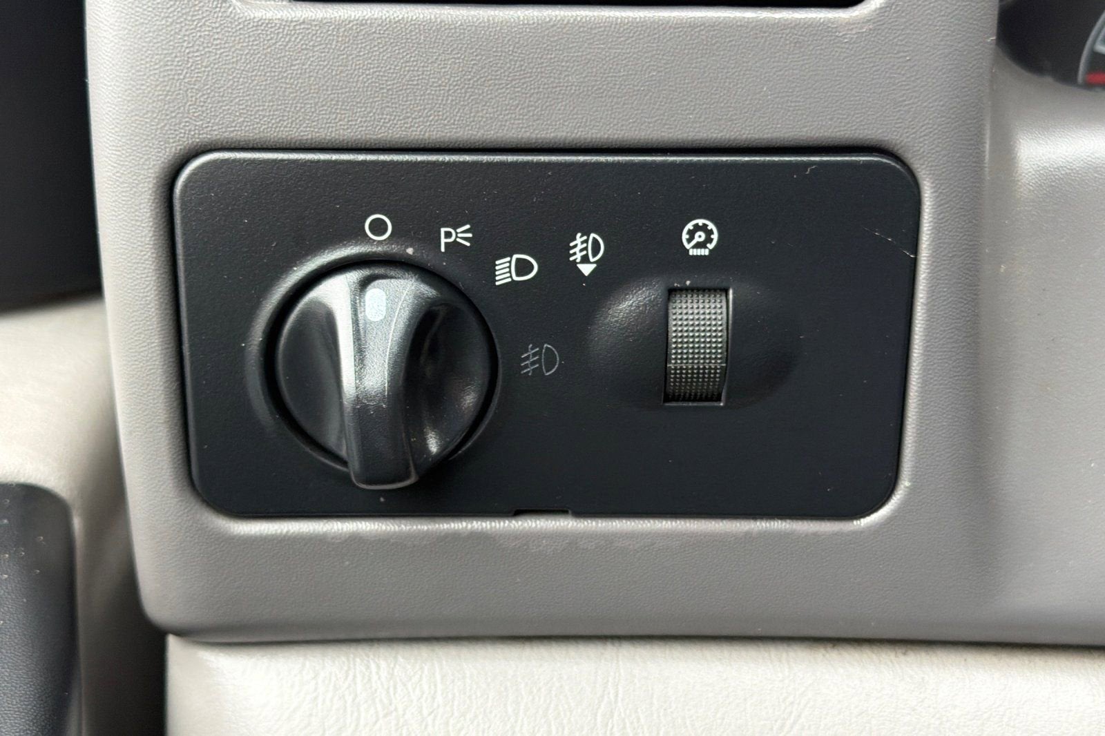 2001 Ford Super Duty F-350 SRW XL