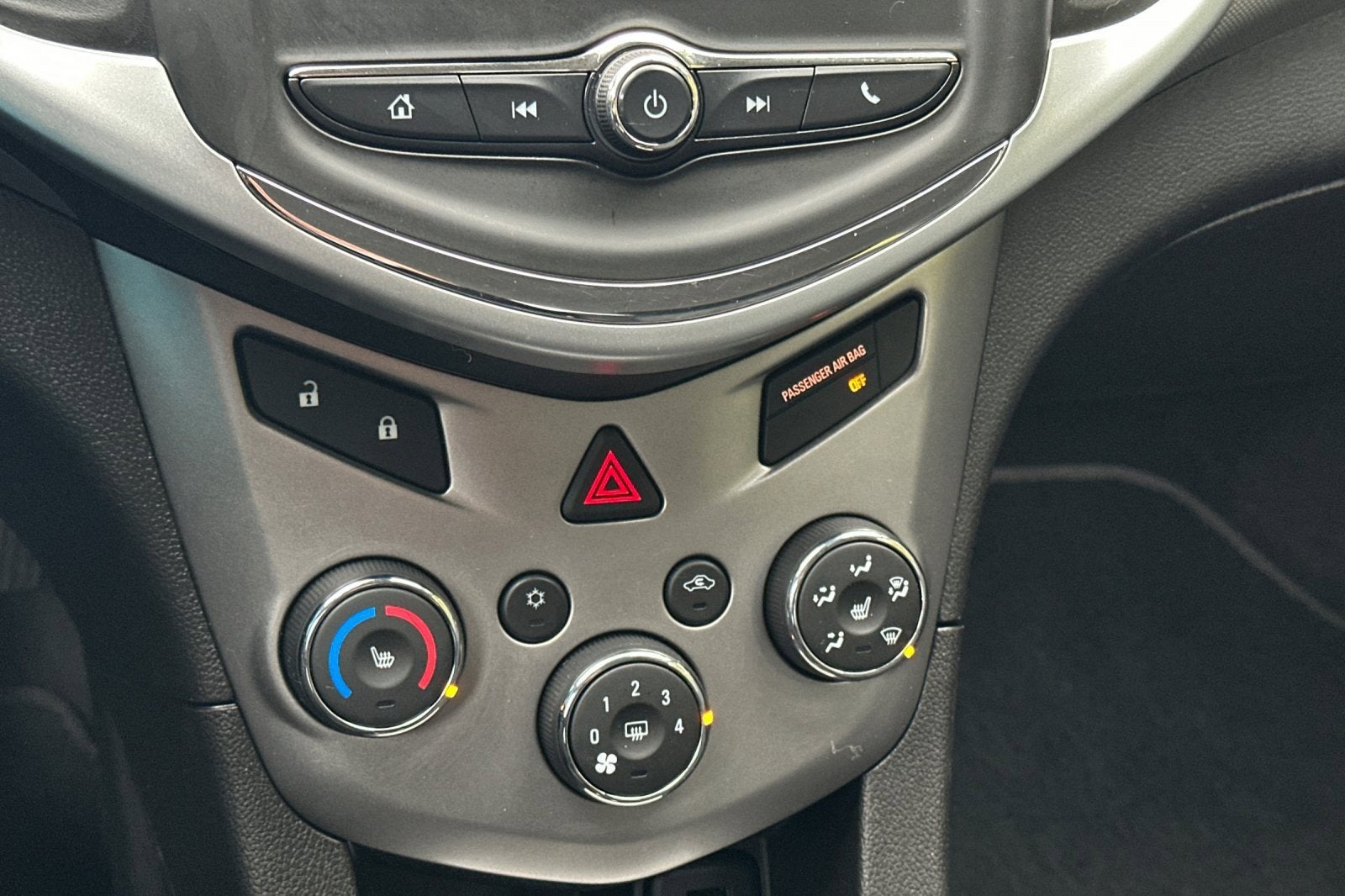 2017 Chevrolet Sonic LT