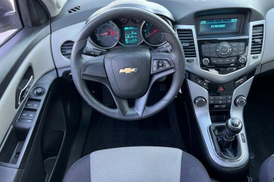 2013 Chevrolet Cruze LS
