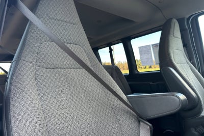 2023 Chevrolet Express Passenger 3500 1LS