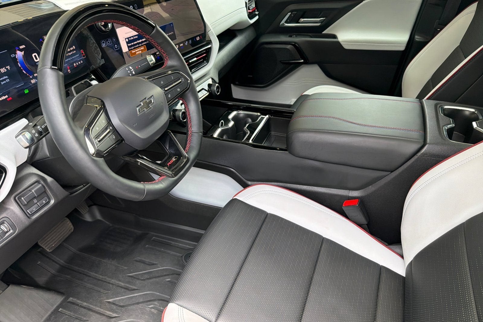 2025 Chevrolet Silverado EV RST - Max Range