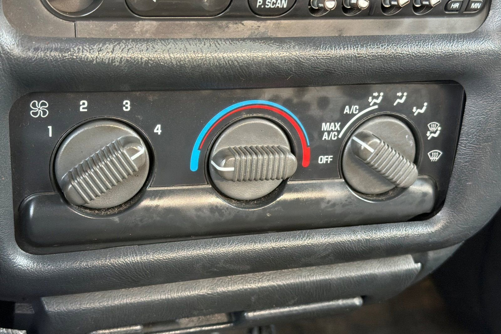 1999 Chevrolet S10 LS