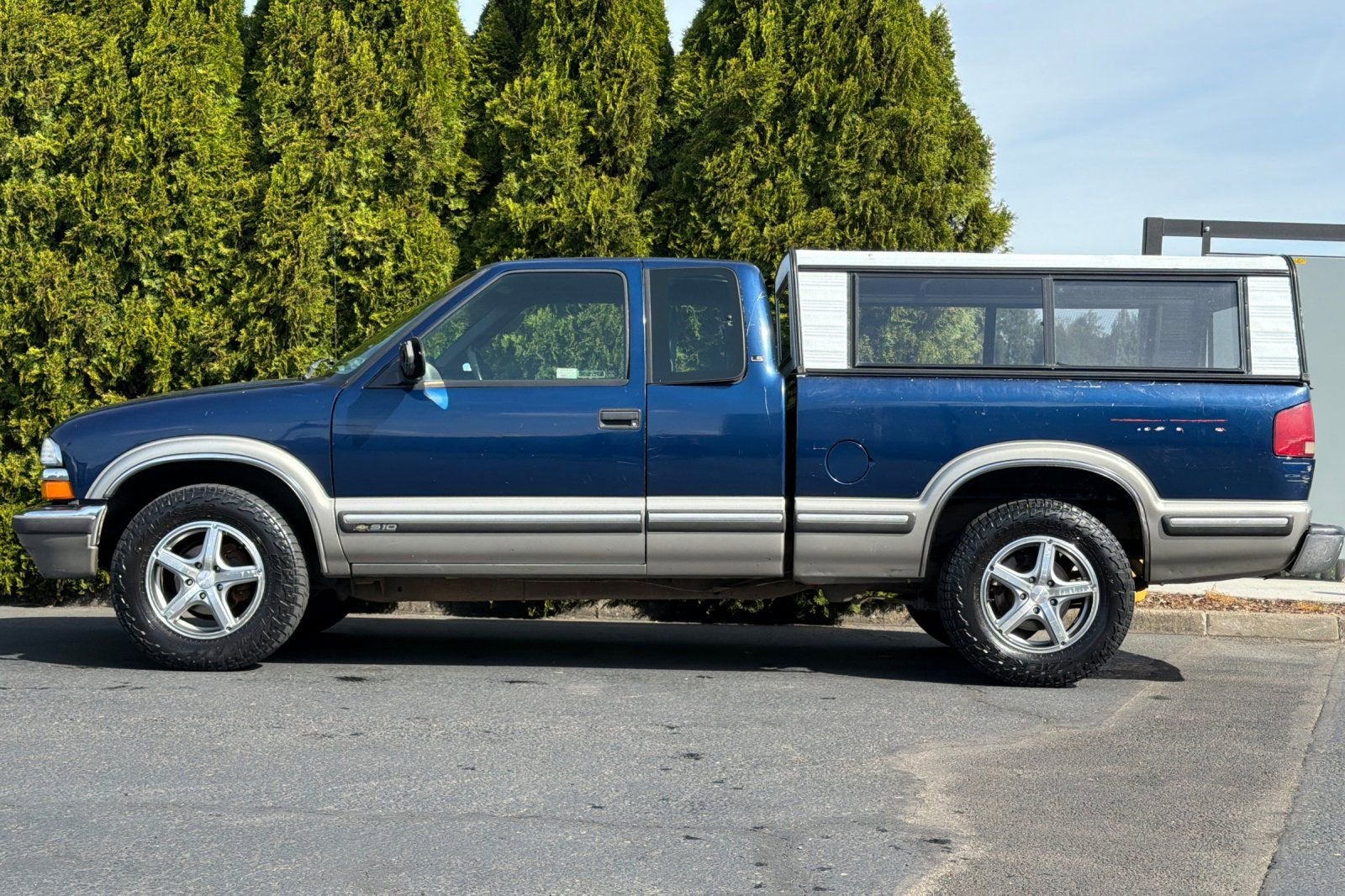 1999 Chevrolet S10 LS