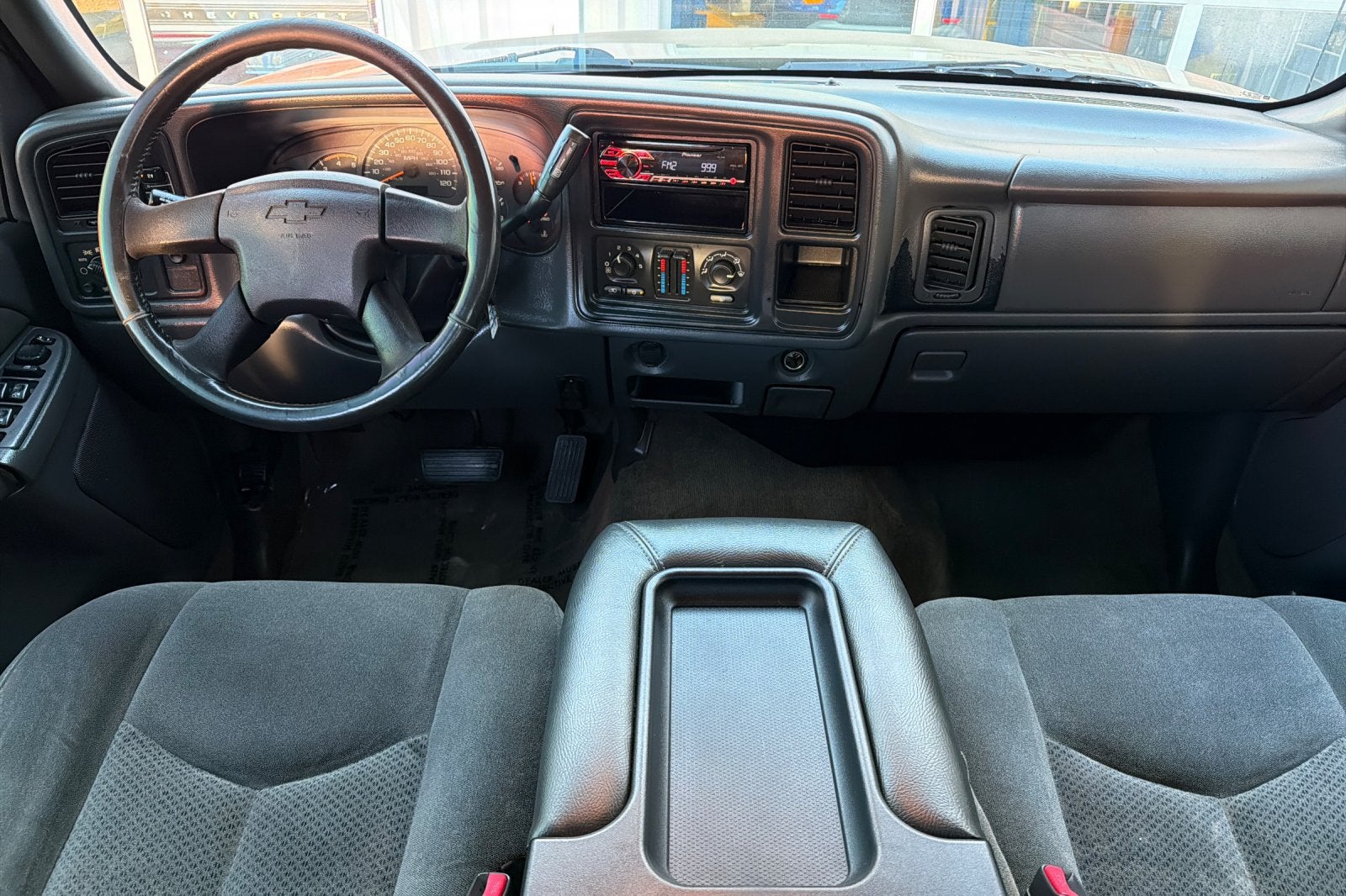 2004 Chevrolet Silverado 2500 HD LS
