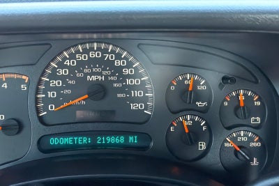 2004 Chevrolet Silverado 2500 HD LS