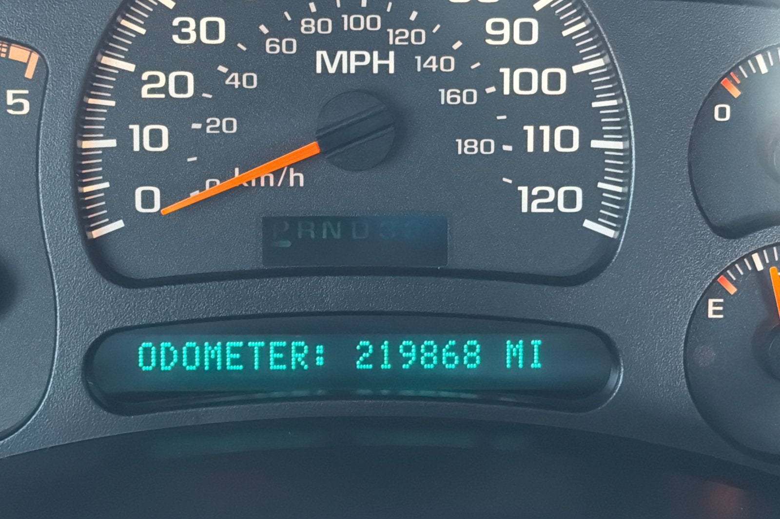 2004 Chevrolet Silverado 2500 HD LS