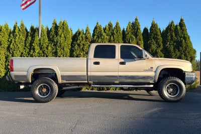 2004 Chevrolet Silverado 2500 HD LS