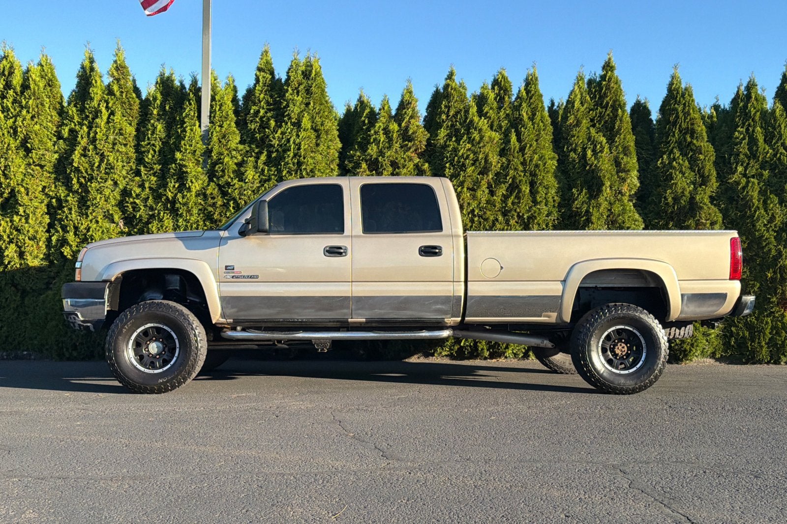 2004 Chevrolet Silverado 2500 HD LS