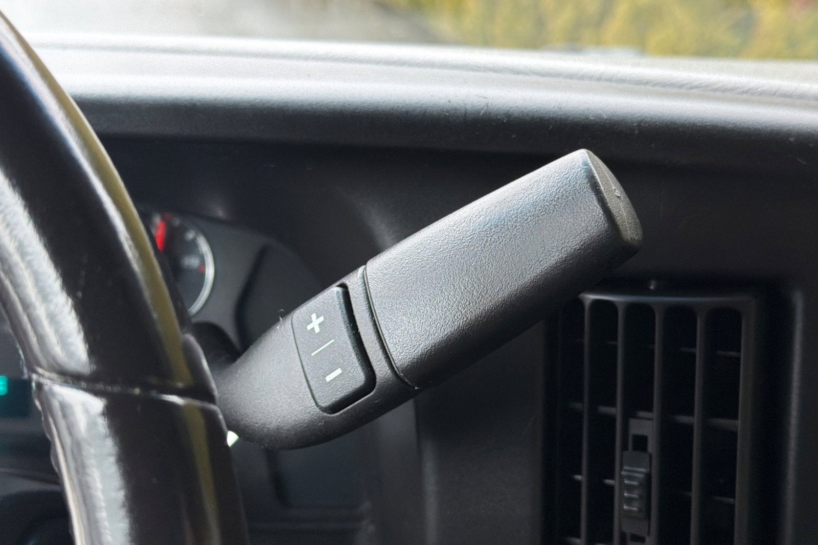 2017 Chevrolet Express Cargo 2500 2500 RWD 135"