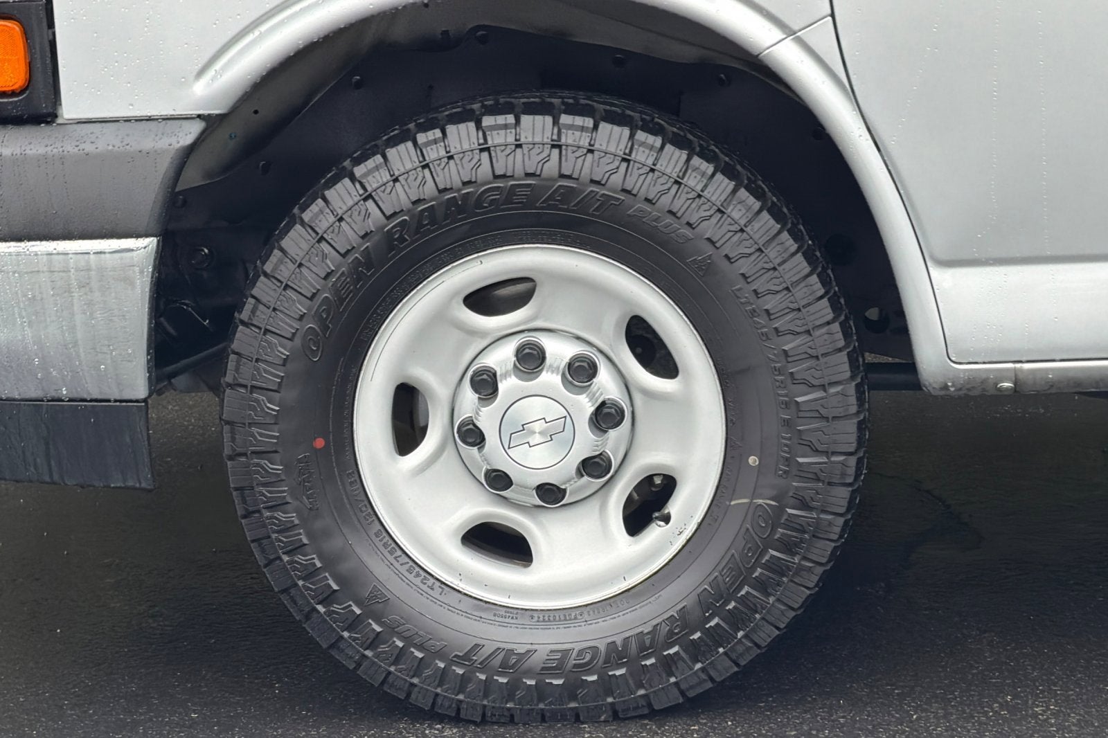 2017 Chevrolet Express Cargo 2500 2500 RWD 135"