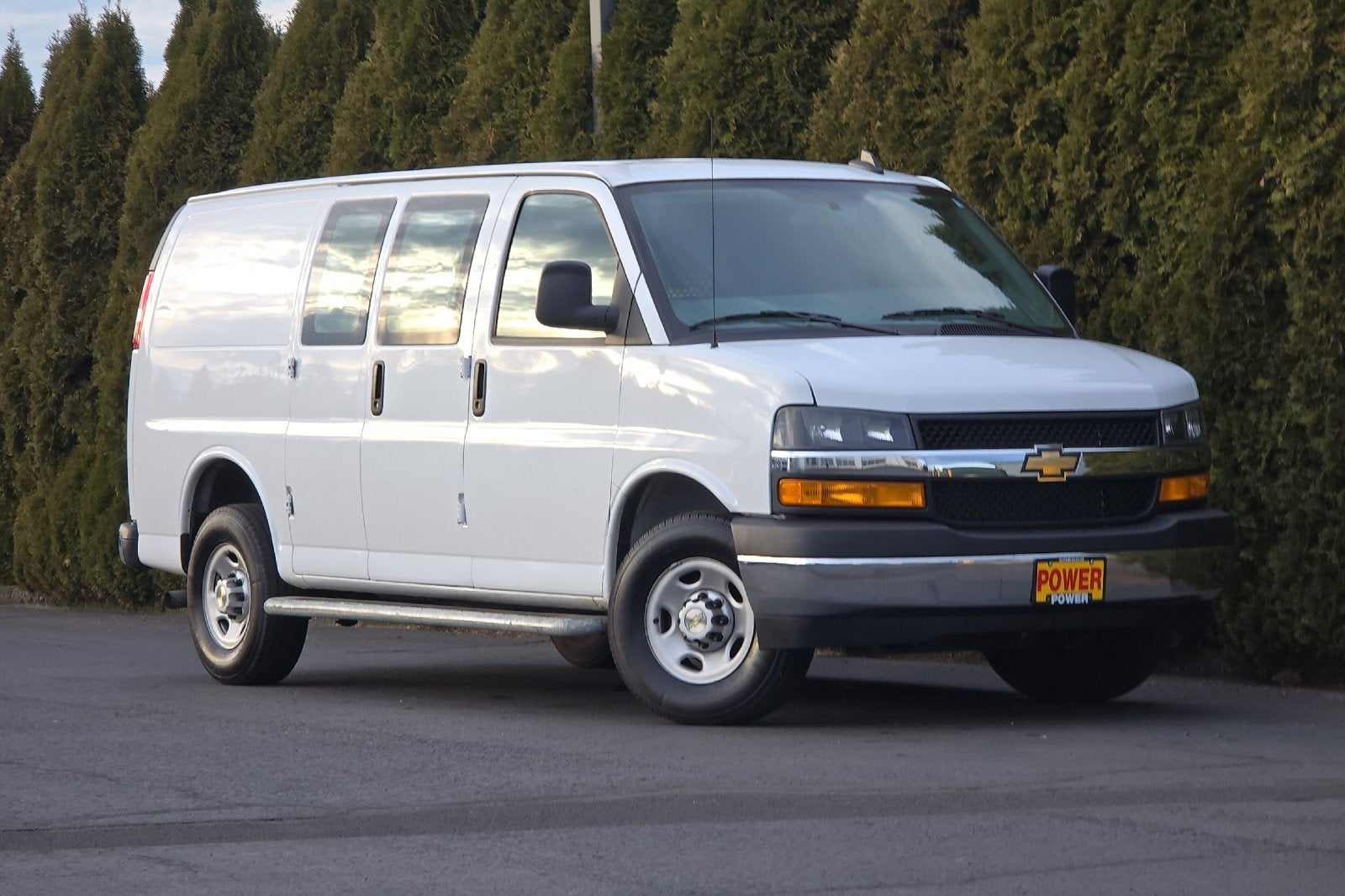 2024 Chevrolet Express Cargo 2500 WT