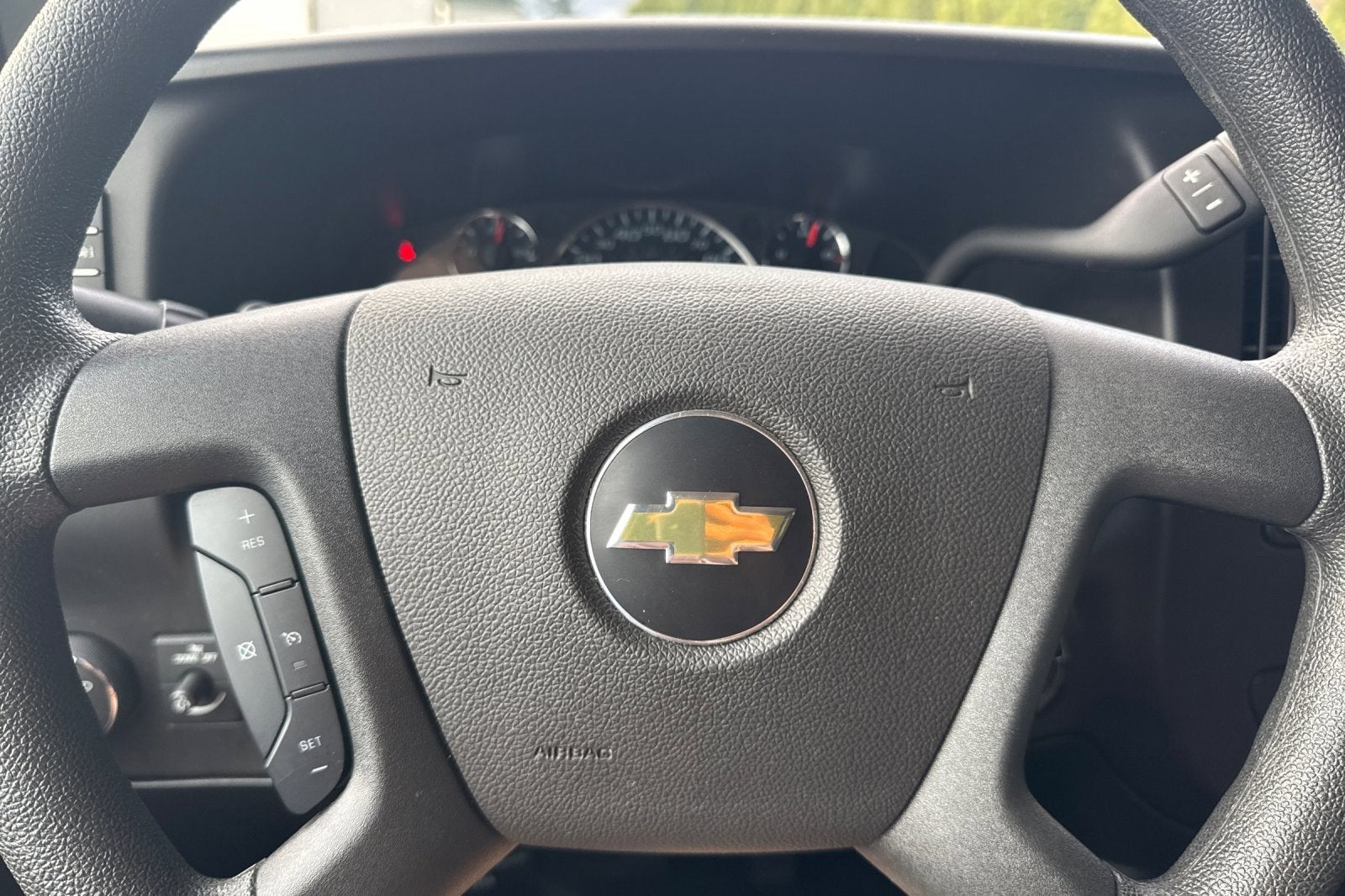 2024 Chevrolet Express Cargo 2500 WT