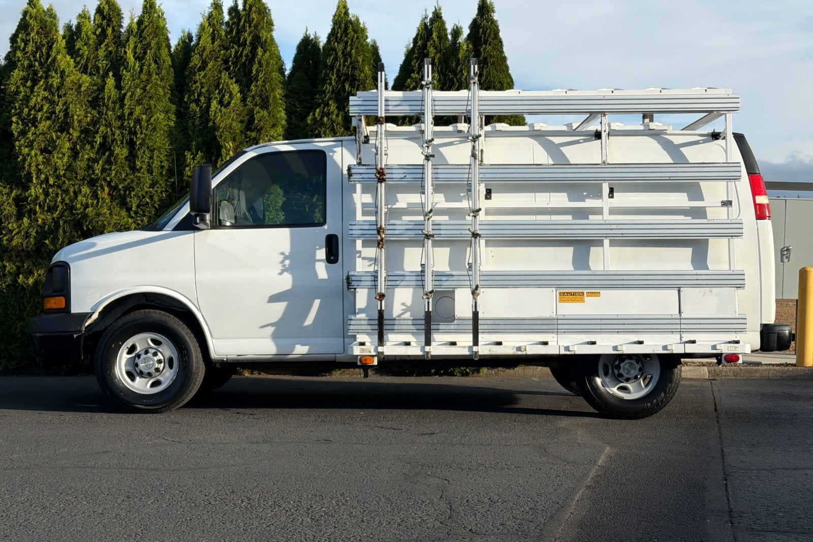 2010 Chevrolet Express Cargo 2500 VAN 2500 REG WB