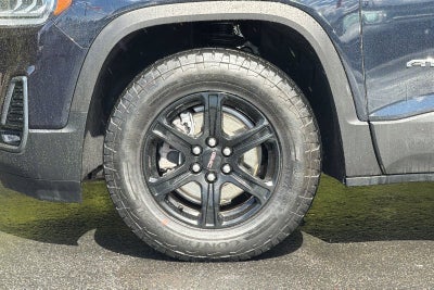 2022 GMC Acadia AT4