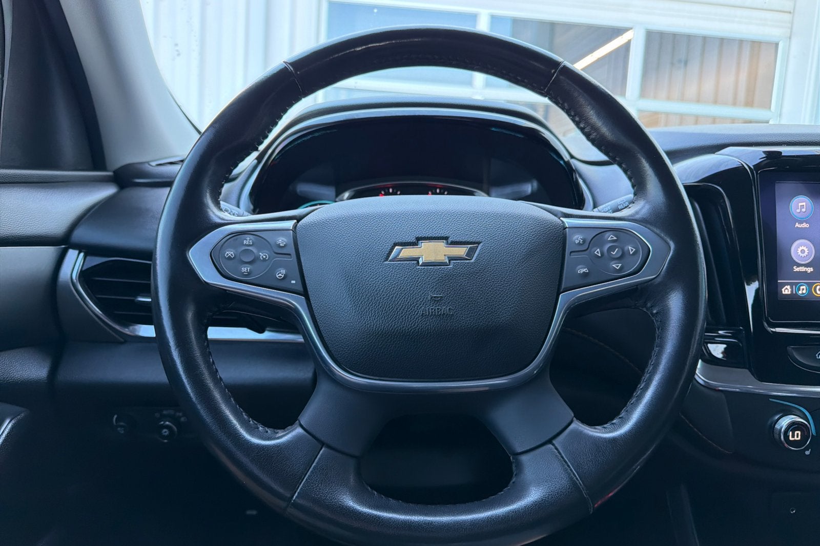 2021 Chevrolet Traverse LT Cloth