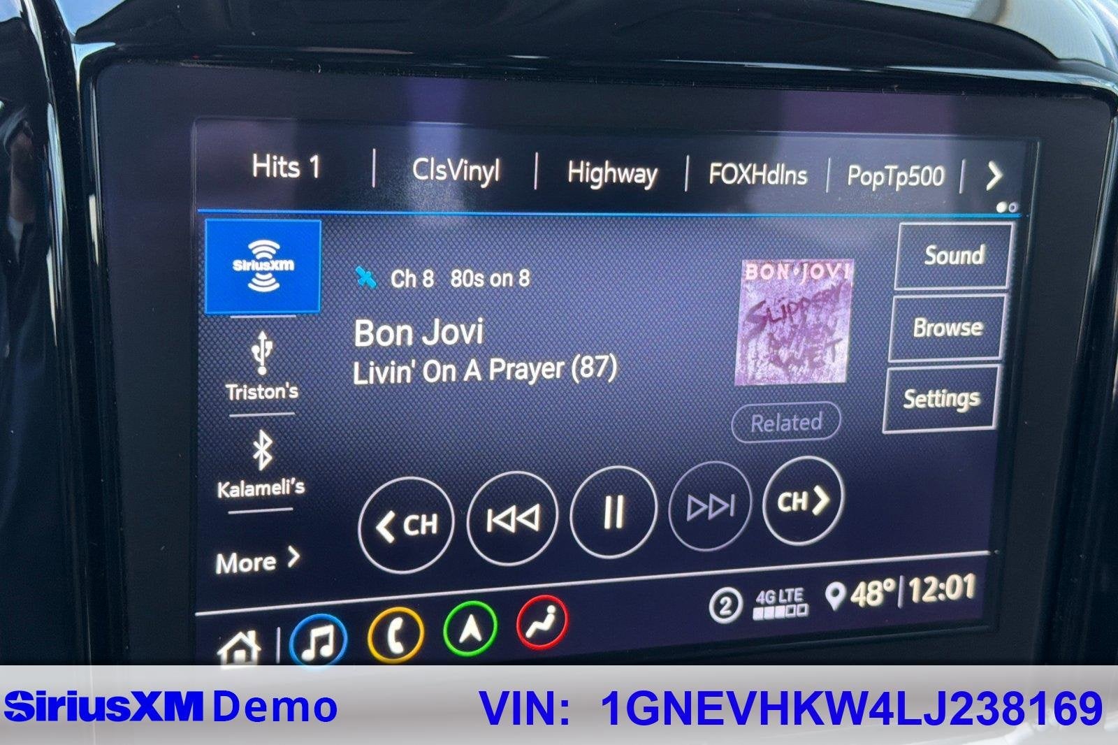 2020 Chevrolet Traverse LT Leather